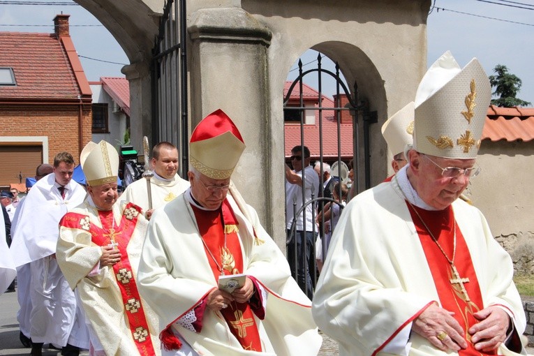 Obchody  50. rocznicy milenium chrztu Polski w Tumie