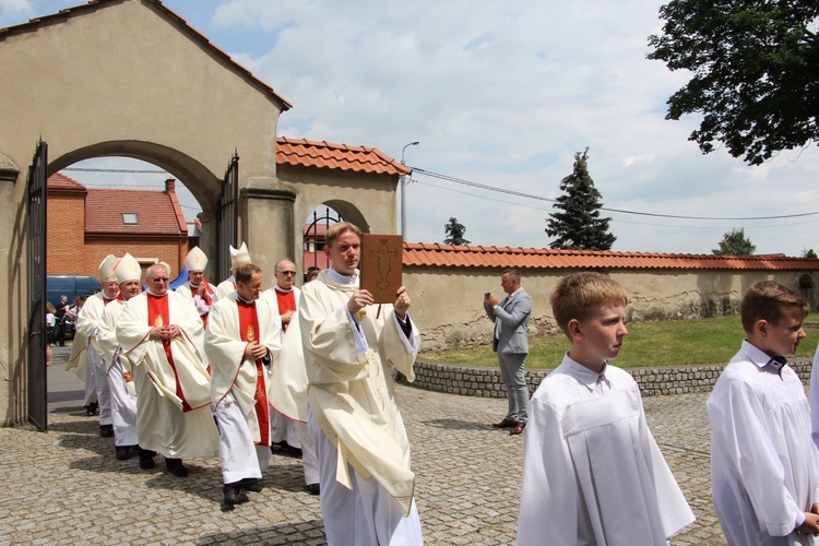 Obchody  50. rocznicy milenium chrztu Polski w Tumie