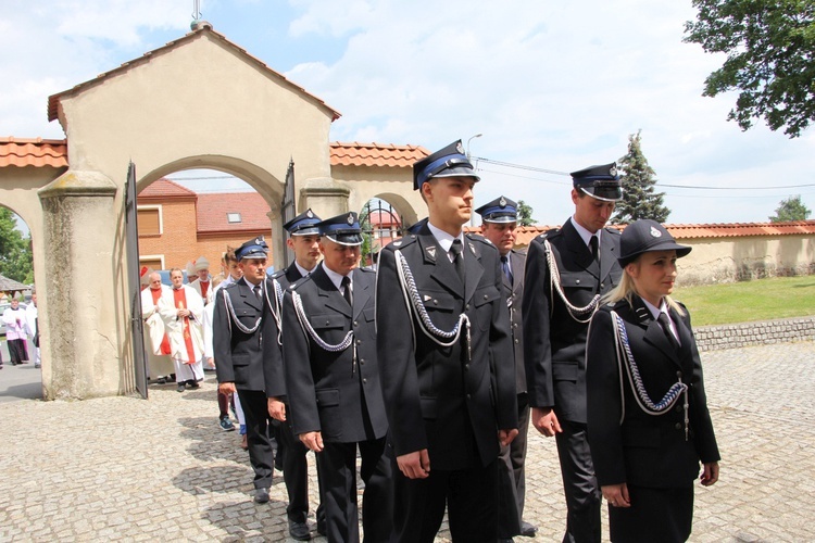 Obchody  50. rocznicy milenium chrztu Polski w Tumie