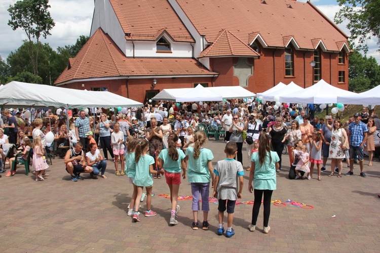 Festyn Parafialny na Szmaragdowym Wzgórzu 