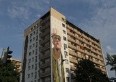 Mural wykonany z okazji 40. rocznicy robotniczego protestu w Radomiu