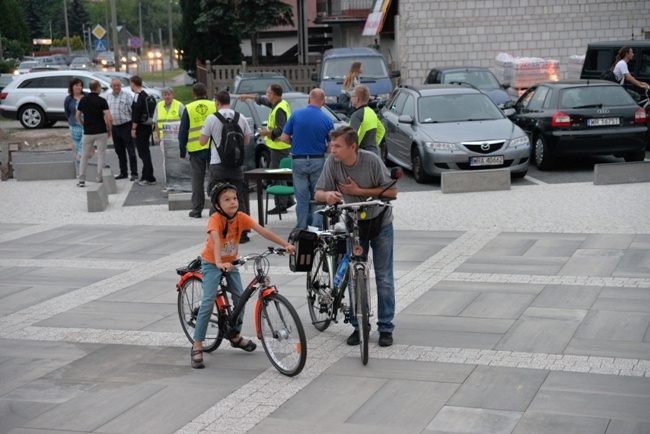 Zawierzyli rodziny Matce Bożej