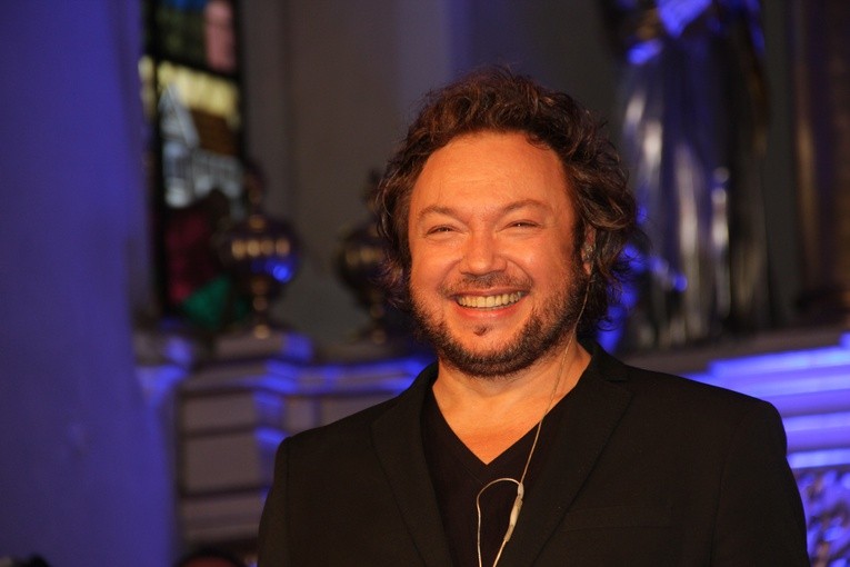 Koncert Mietka Szcześniaka w Rzeczycy