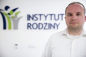 – W naszym Instytucie przyszło na świat już prawie 500 dzieci. Nie musimy przekonywać do skuteczności naprotechnologii.  To te dzieci „orędują”  za nami – mówi Bartosz Bujak.