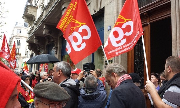 Francuska centrala związkowa CGT wzywa do strajku przeciw reformom Macrona