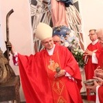 Odsłonięcie epitafium śp. abp. Z. Zimowskiego w Kupieninie