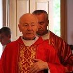 Odsłonięcie epitafium śp. abp. Z. Zimowskiego w Kupieninie