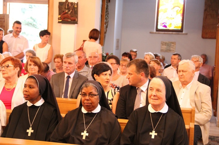 Odsłonięcie epitafium śp. abp. Z. Zimowskiego w Kupieninie