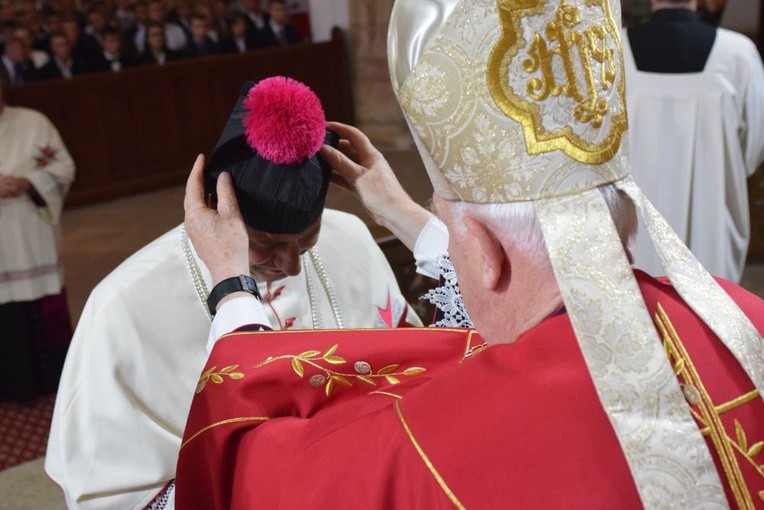 Instalacja kapituły kolegiackiej w Strzegomiu