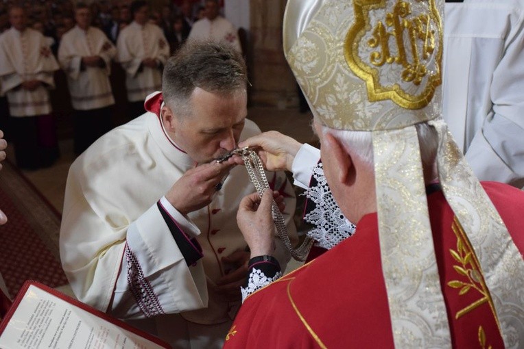 Instalacja kapituły kolegiackiej w Strzegomiu