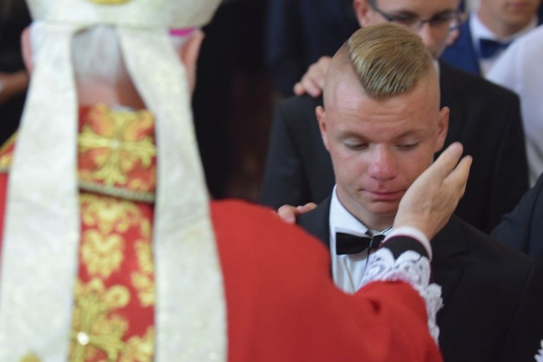 Bierzmowanie w strzegomskiej bazylice