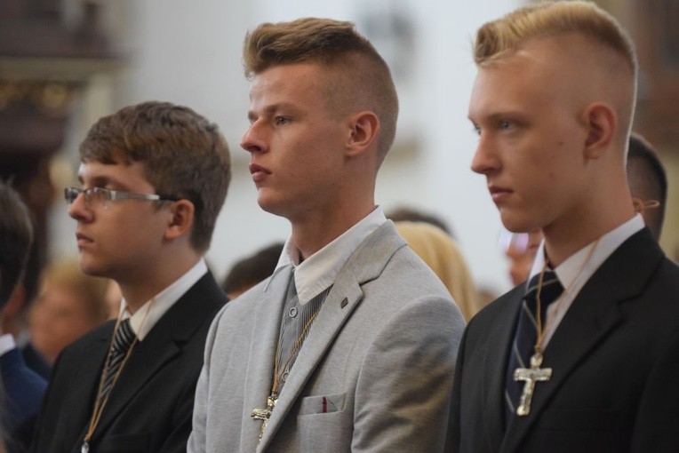 Bierzmowanie w strzegomskiej bazylice