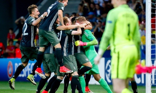 Piłkarskie MME - Hiszpania kontra Niemcy w finale polskiego turnieju