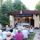 Kaplica w ogrodzie działkowym w Brodłach