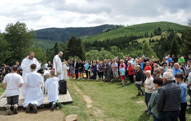 Hala Boracza - 5. Ewangelizacja w Beskidach