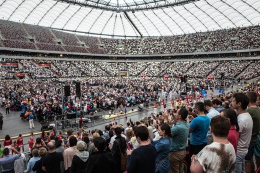 Jezus na Stadionie - cz. 4