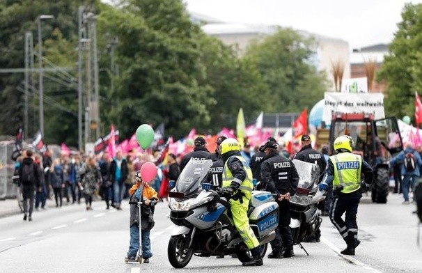 Antyglobaliści na ulicach Niemiec