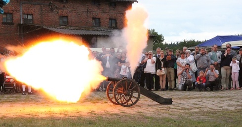 W Głębowicach zagrzmiało