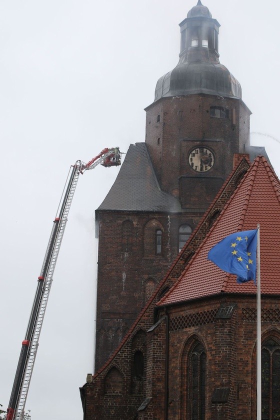 Akcja gaśnicza w katedrze