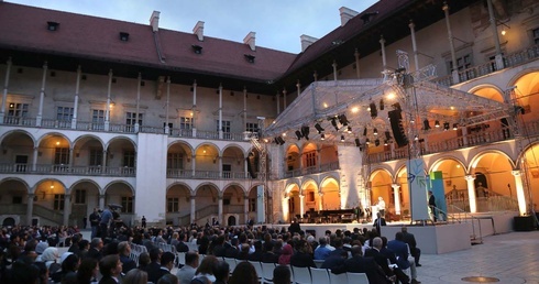 Inauguracja 41. Sesji Komitetu Światowego Dziedzictwa UNESCO na Wawelu