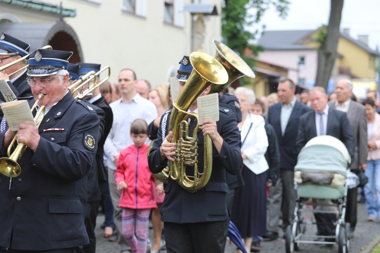 Kard. Stanisław Dziwisz w bazylice w Hałcnowie