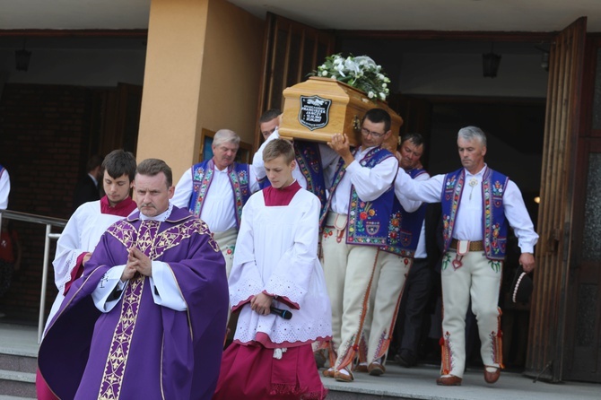 Ostatnie pożegnanie śp. ks. kan. Franciszka Janczego