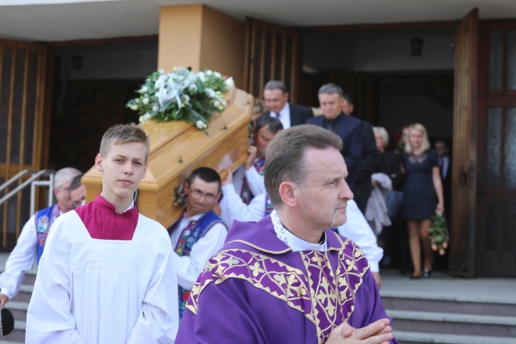 Ostatnie pożegnanie śp. ks. kan. Franciszka Janczego