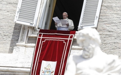 Papież wzywa do krzewienia gościnności i solidarności z migrantami