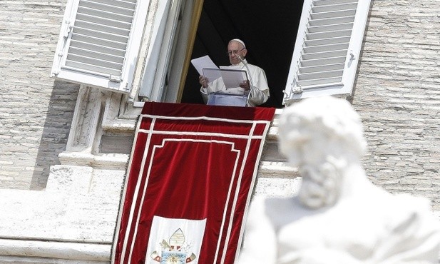 Papież wzywa do krzewienia gościnności i solidarności z migrantami