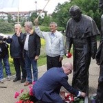 W podziękowaniu dla Amerykanów