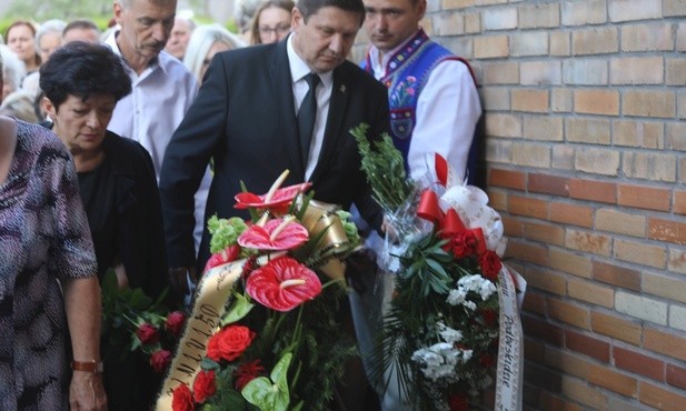 Marek Bogusz złożył kwiaty w imieniu członków "Solidarnosci".