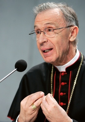 Abp Luis Ladaria SJ.