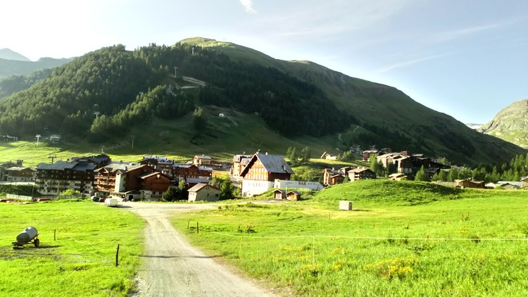 Val d'Isere - alpejski raj dla narciarzy i... świstaków