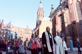 W tym roku pielgrzymka rozpoczyna się w sobotę. To świetna okazja, by towarzyszyć pątnikom podczas ich pierwszych kroków ku Jasnej Górze.