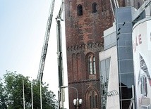 W gaszeniu pożaru uczestniczyły jednostki Straży Pożarnej  z całego powiatu, części województwa, a nawet z województw sąsiednich.