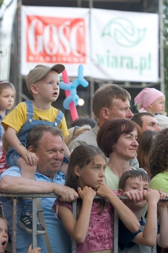 ​SONG OF SONGS FESTIVAL 2005