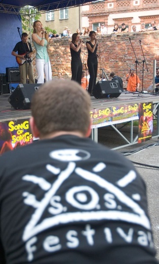 ​SONG OF SONGS FESTIVAL 2005