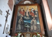 Obraz w ołtarzu głównym w sanktuarium w Tropiu