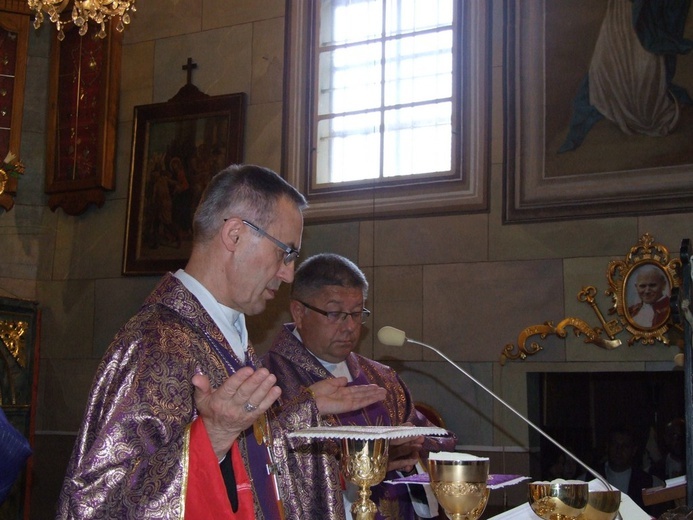 Uroczystości żałobne w Gosprzydowej