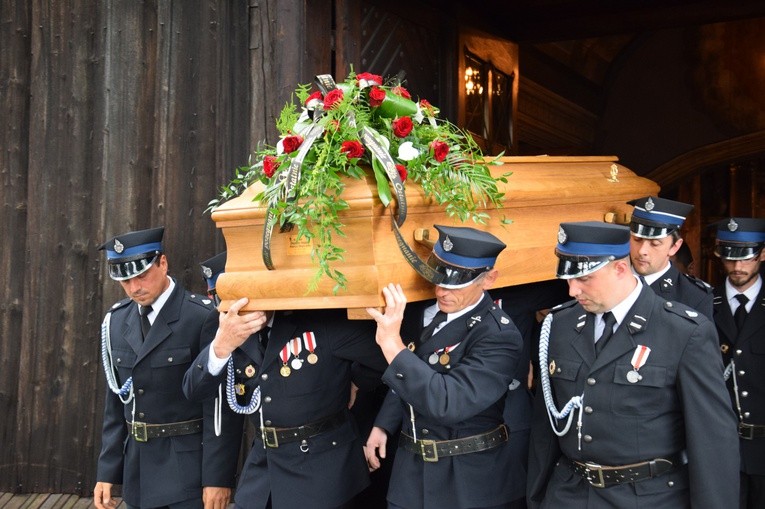 Pogrzeb ks. Zbigniewa Smajdora