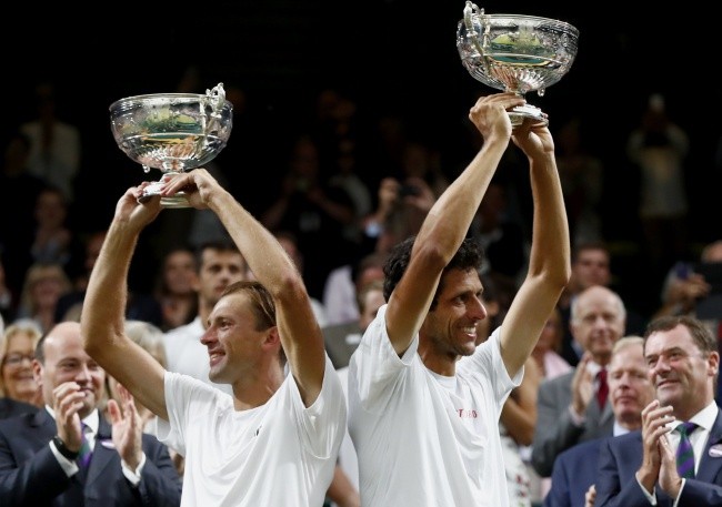 Łukasz Kubot wygrywa Wimbledon