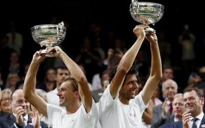 Łukasz Kubot wygrywa Wimbledon