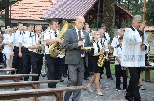 Odpust w Rychwałdzie z monstrancją fatimską