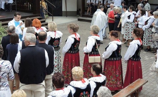 Odpust w Rychwałdzie z monstrancją fatimską