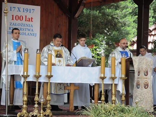 Odpust w Rychwałdzie z monstrancją fatimską