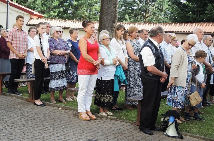 Odpust w Rychwałdzie z monstrancją fatimską