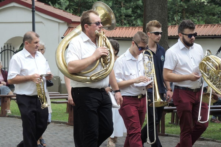 Odpust w Rychwałdzie z monstrancją fatimską