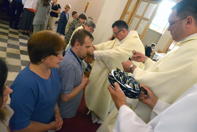 Przyjęcie szkaplerza w skarżyskim sanktuarium