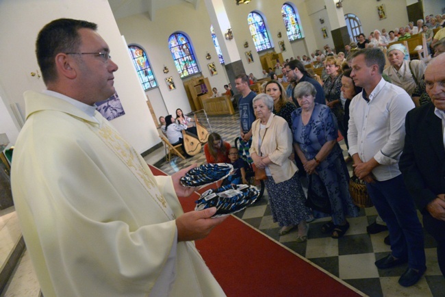 Przyjęcie szkaplerza w skarżyskim sanktuarium