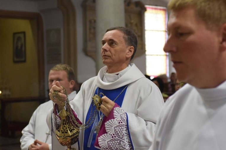 20-lecia parafii pw. Najświętszego Zbawiciela i Matki Bożej z Góry Karmel w Strzegomiu.